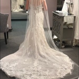 Martina Liana Wedding Dress. Ivory.